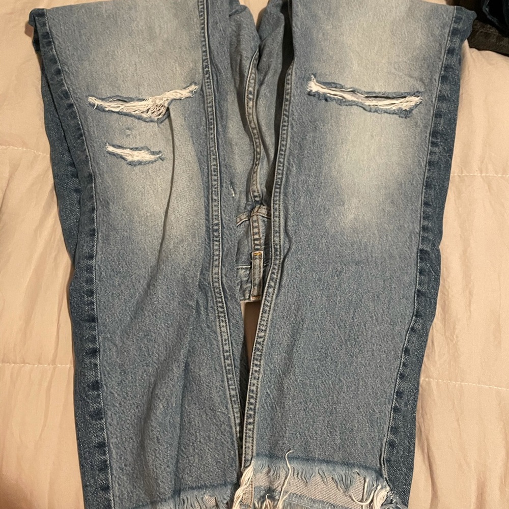 H&M Ripped Cropped Jeans - Picture 5 of 5